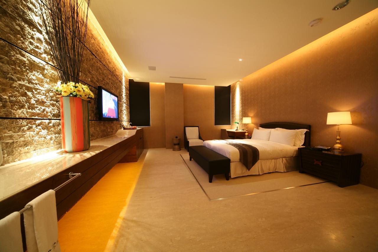 Lanshy Motel Taichung Chambre photo